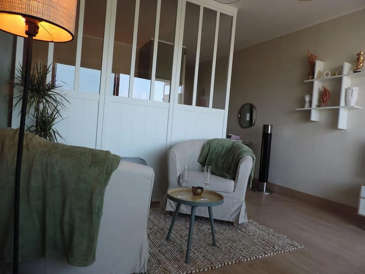 Appartement Le Havre De Babou à Perros-Guirec 0*,  France